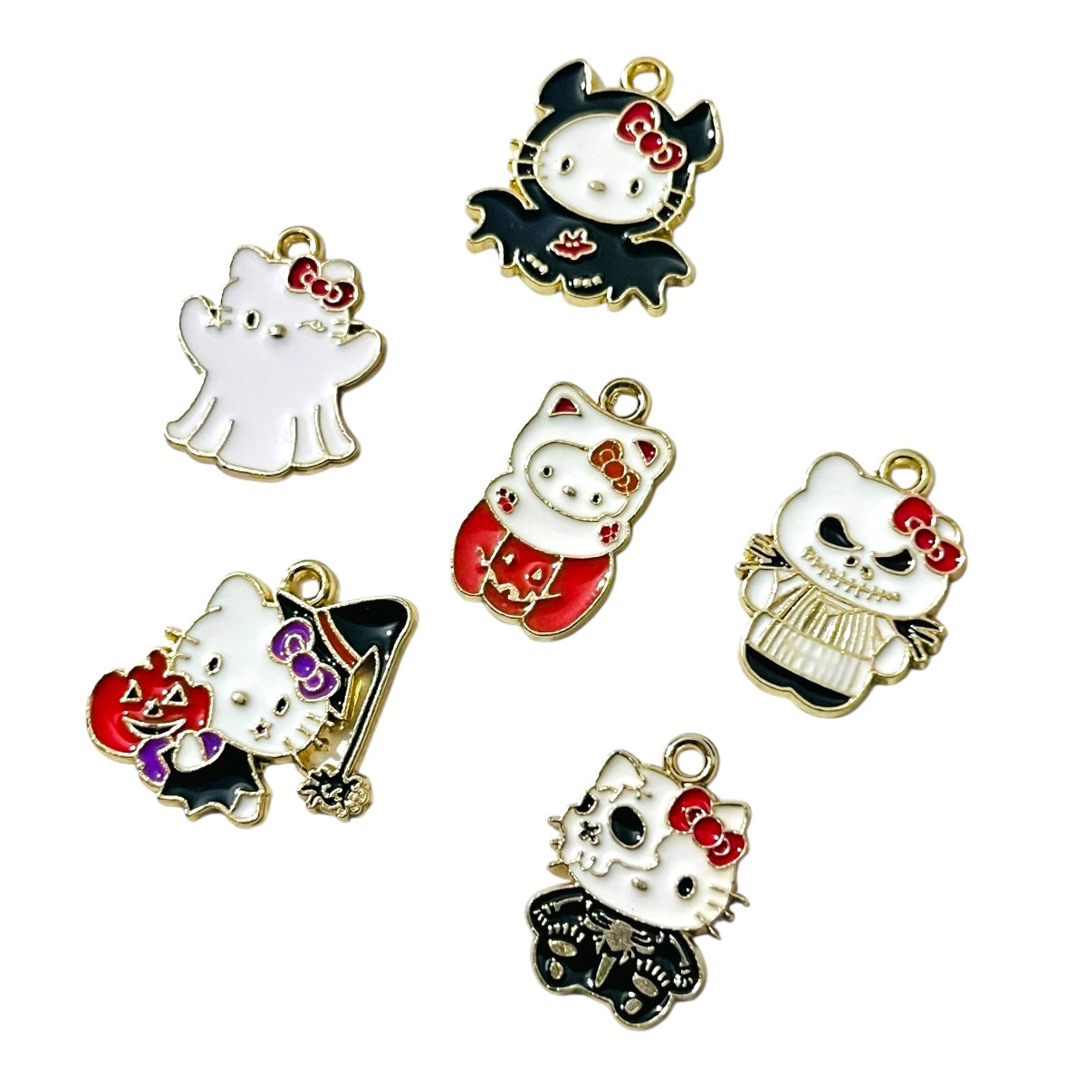 6 pack Dijes Hello Kitty, versión Halloween 🎃
