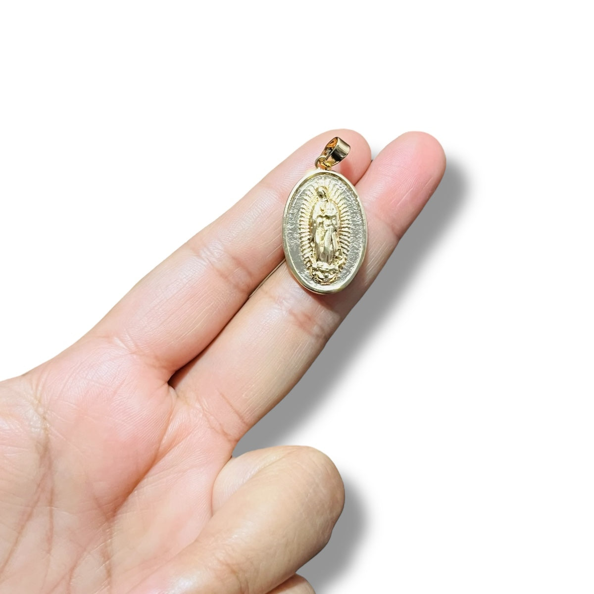 1 Medalla Virgen de Guadalupe Chapa de Oro