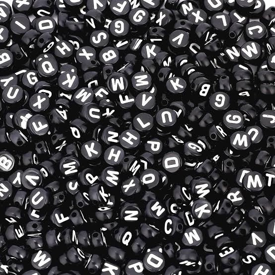 100 pz letra Negro con Blanco