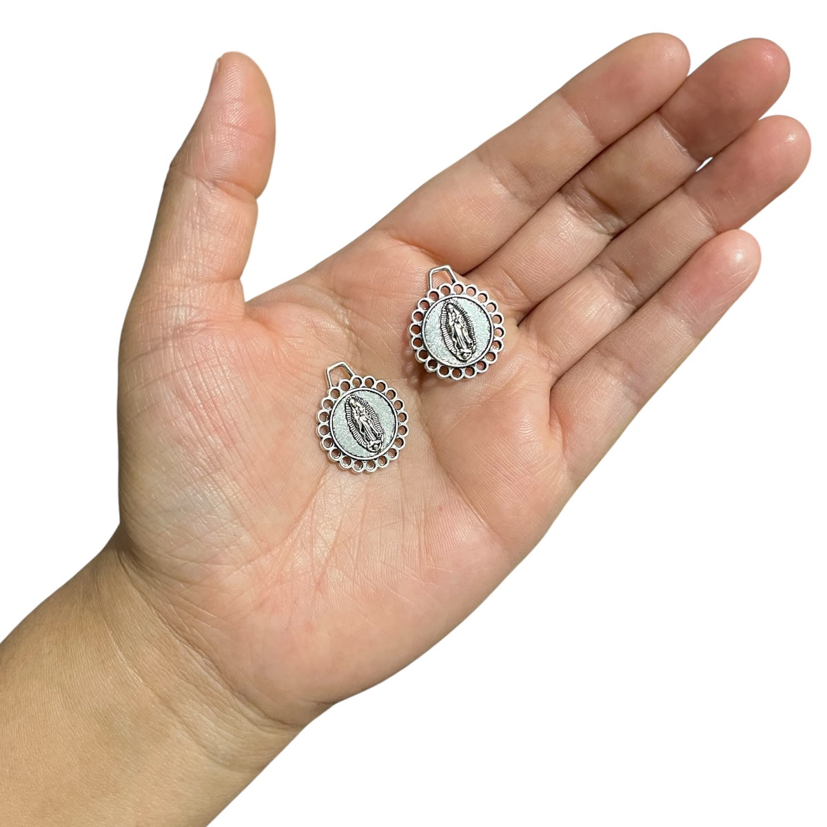 10 medallas para bordar, Virgen de Guadalupe