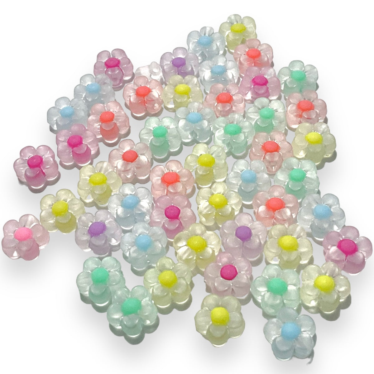 50 piezas de Flores de colores, acrílico acabado esmerilado