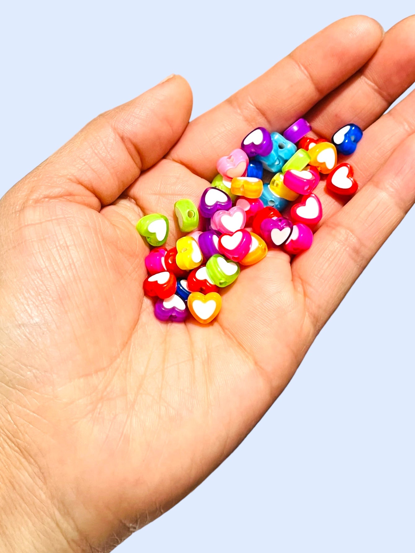25pz corazón colores con centro blanco