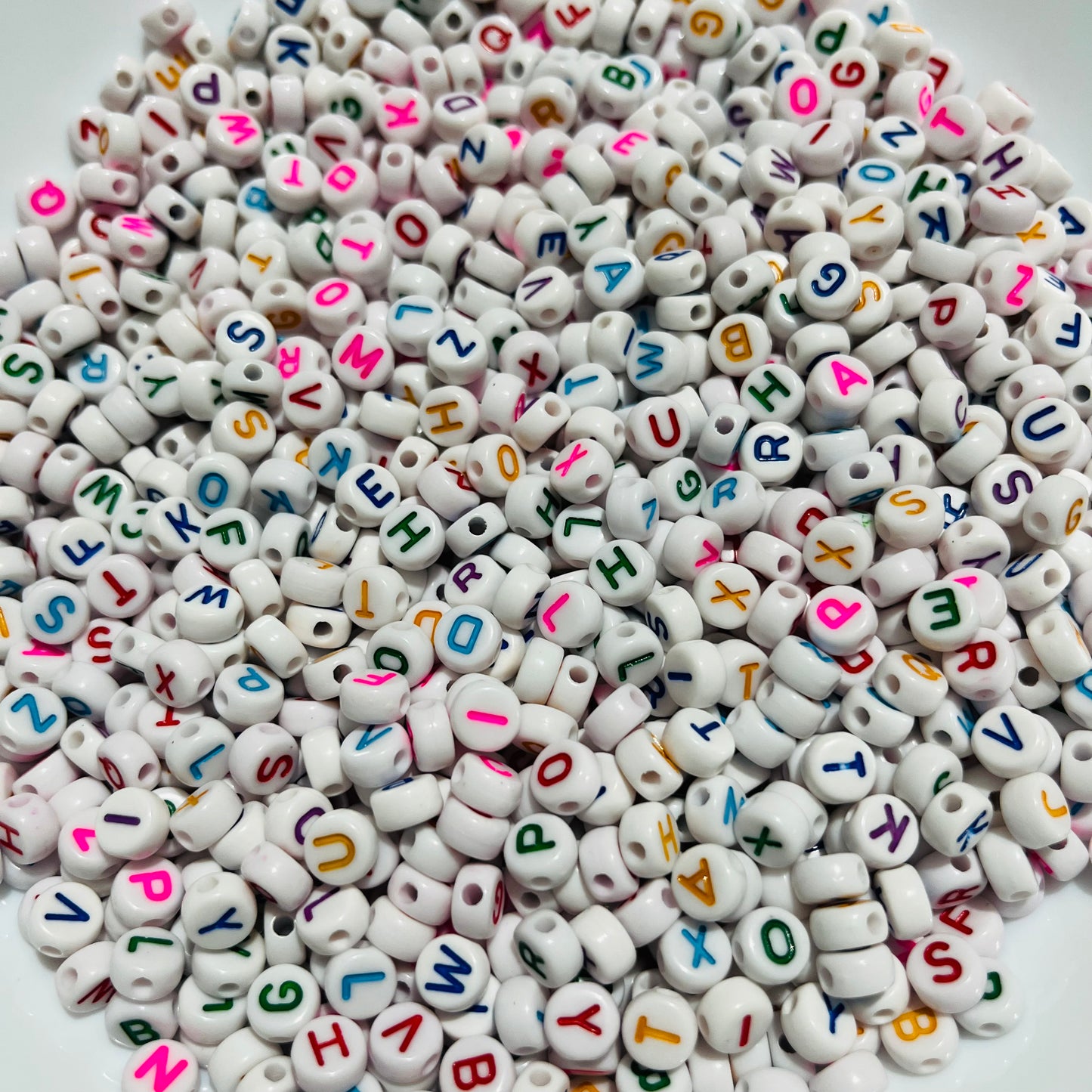 250 gr de letra blanco con color