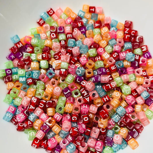 100 Gr letra cubo modelo Fantasy