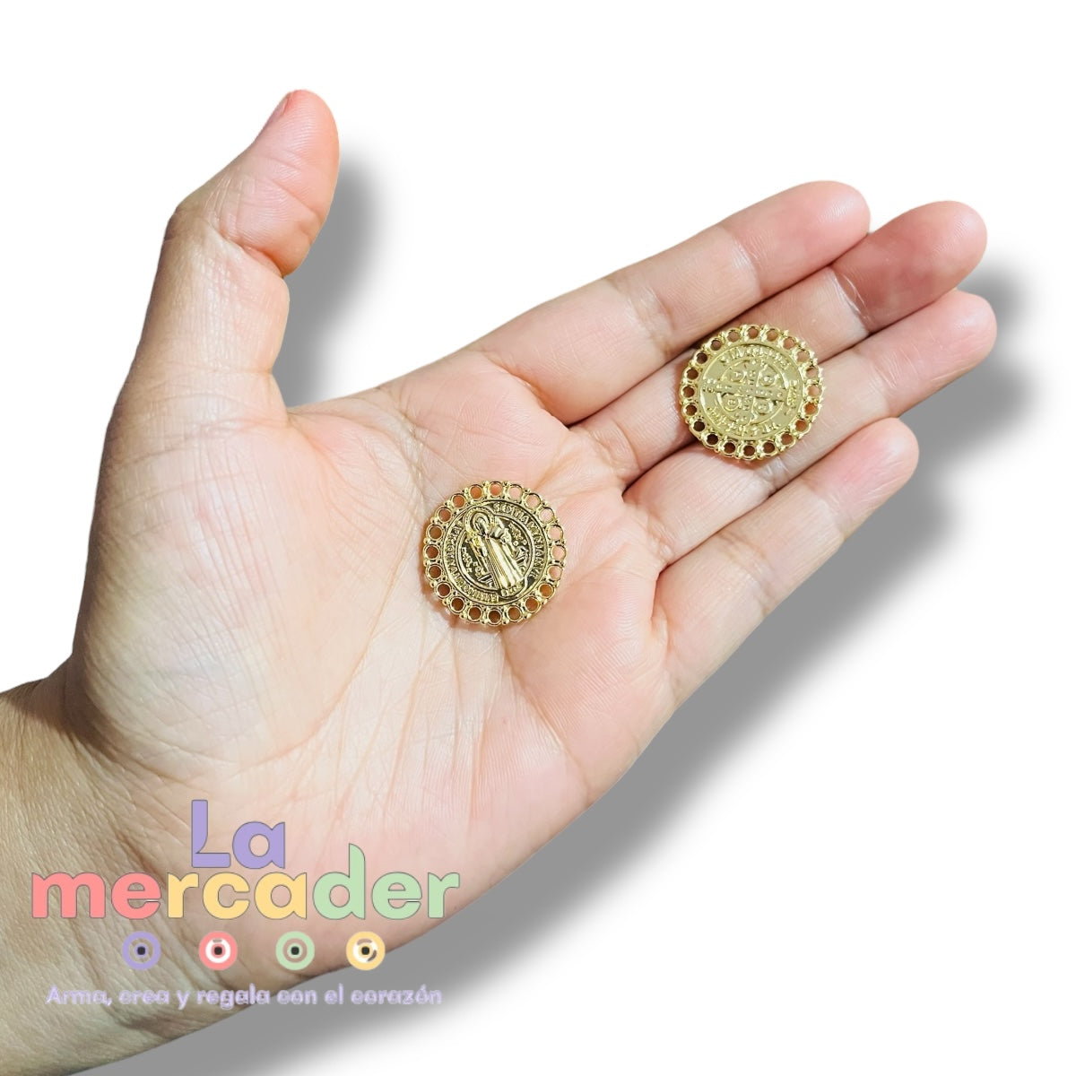 Medalla San Benito, Chapa de Oro, dije para bordar