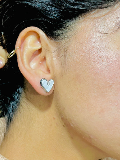 Aretes de Corazón de Acero Inoxidable | Studs Minimalistas Hipoalergénicos