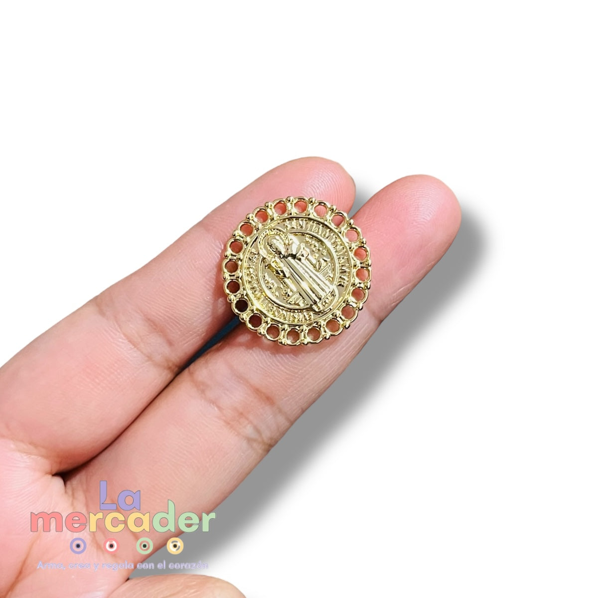 Medalla San Benito, Chapa de Oro, dije para bordar