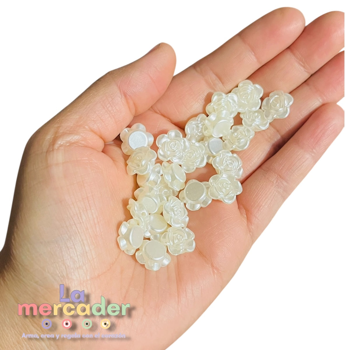 100 pz Rosas de Acrílico Aperlado Beige 11 mm | Insumo Decorativo para Bisutería Creativa
