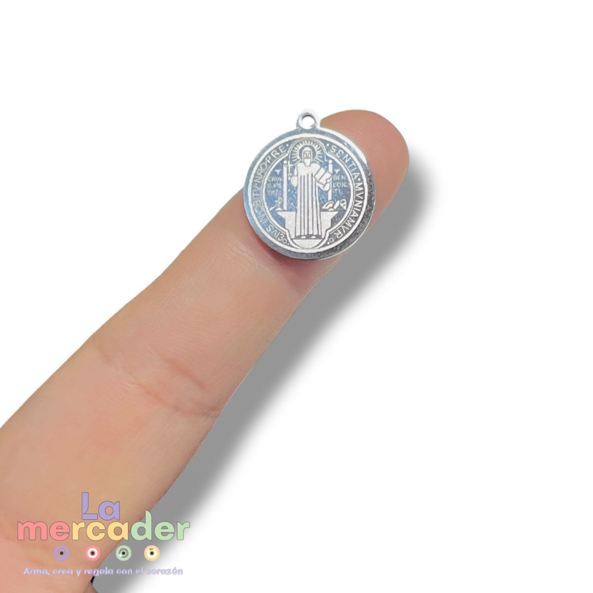 Medalla San Benito de Acero Inoxidable Plateado 15mm | Dije Redondo Grabado para Pulseras y Collares
