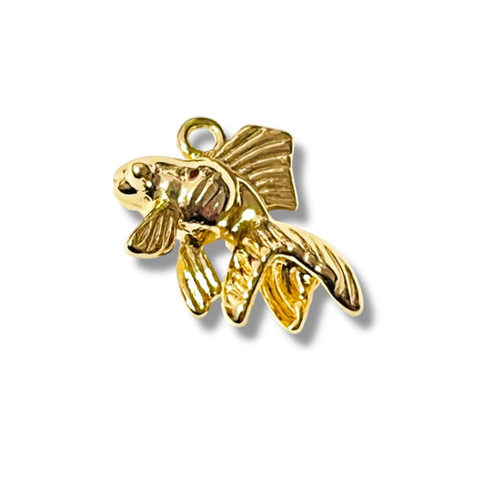 Dije de Pez Koi Dorado