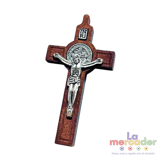 Crucifijo Cruz de Madera con Cristo y San Benito 5.6 cm