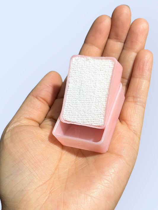 1 caja porta aretes