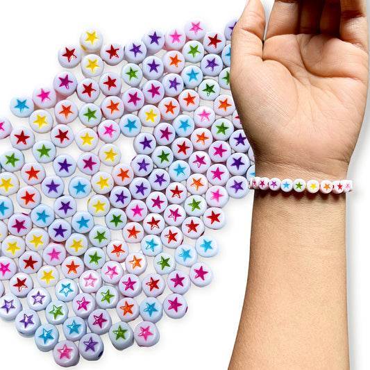 100 pz cuentas blancas con Estrellas de colores para armado de pulseras